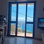Balcony-golfo Di Gioia-sunsetviews-authenticitaly Lägenhet