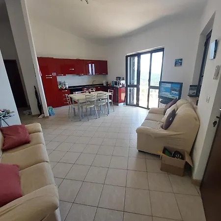 Authentic Italian - Balcony Seaviews Sleeps8 * Joppolo