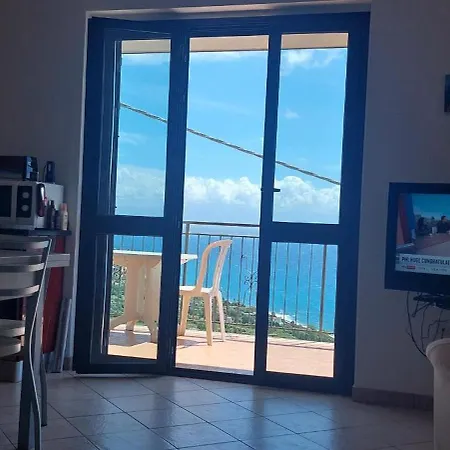 Balcony-golfo Di Gioia-sunsetviews-authenticitaly アパート