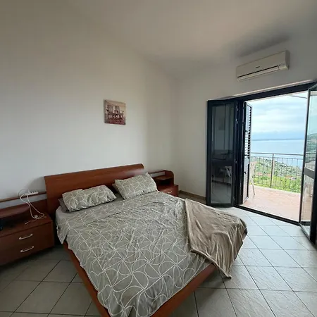 Balcony-Golfo di Gioia-SunsetViews-AuthenticItaly Appartamento Joppolo