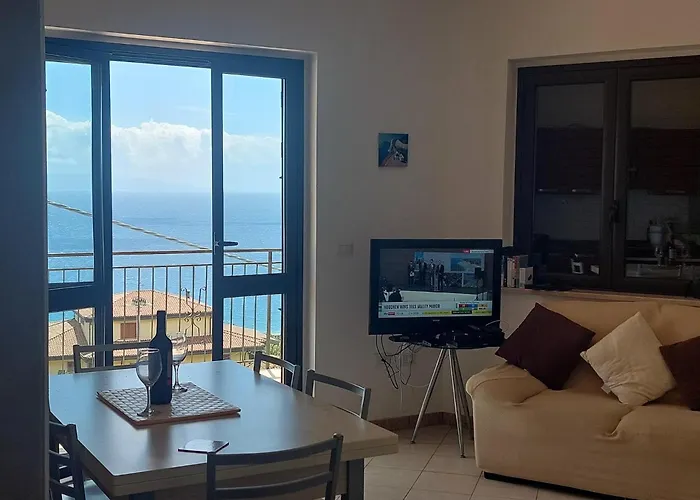 Balcony-golfo Di Gioia-sunsetviews-authenticitaly דירה